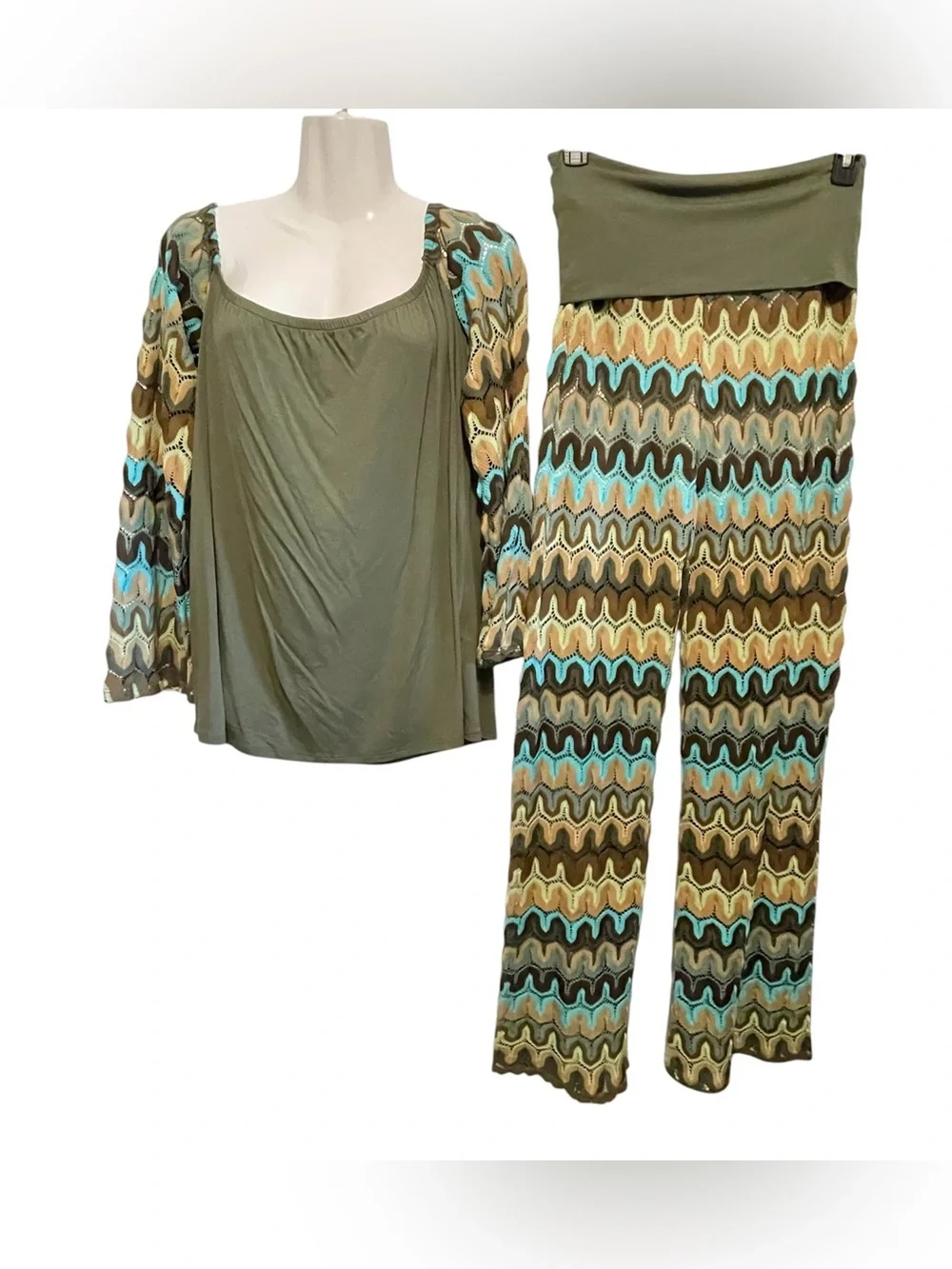 Vintage VaVa by Joy HaN Womens 70s Style Crochet Knit Two Piece Pants and Blouse